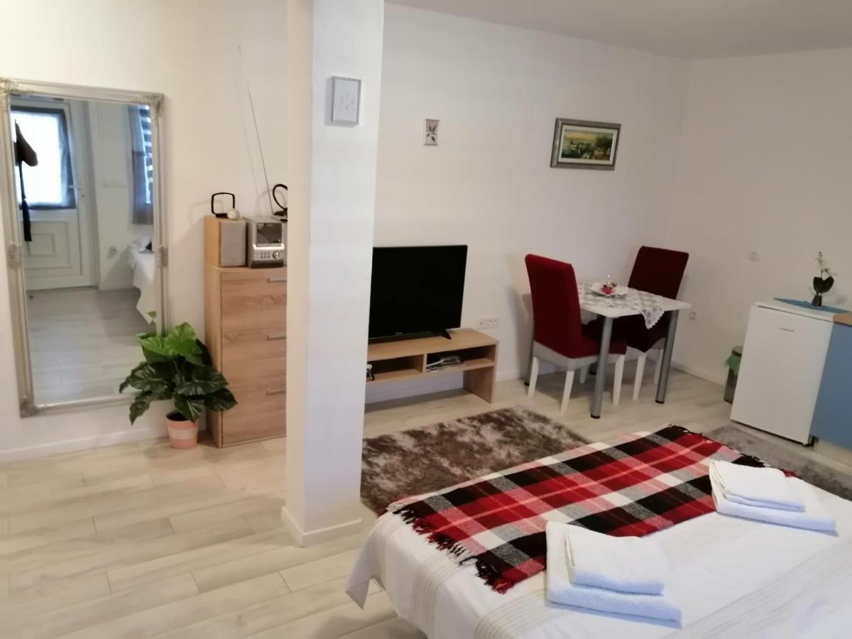 Flash Apartment Šibenik Exterior foto